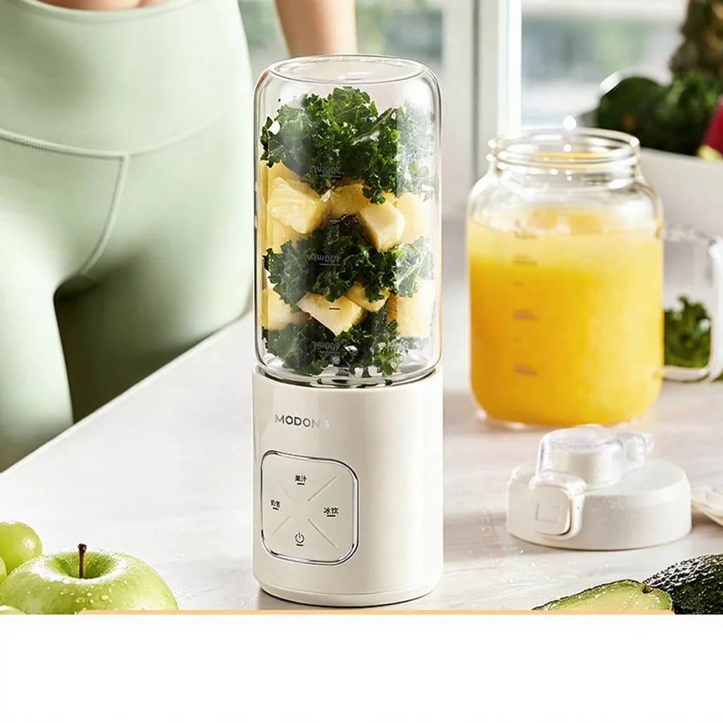Bicchiere frullatore portatile wireless con tritaghiaccio e doppio bicchiere