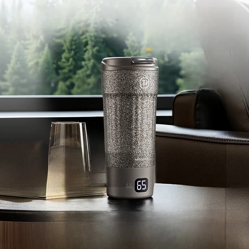 Tazza Riscaldante Elettrica Portatile in Titanio 400ml Display Temperatura