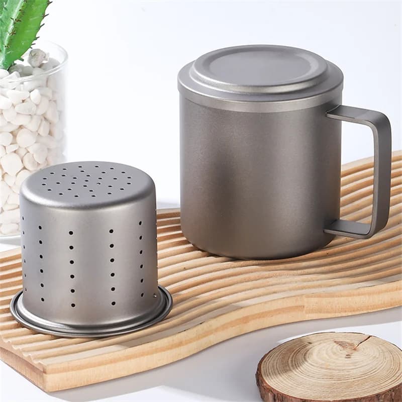 Mug infusore da tè in titanio puro 450ml
