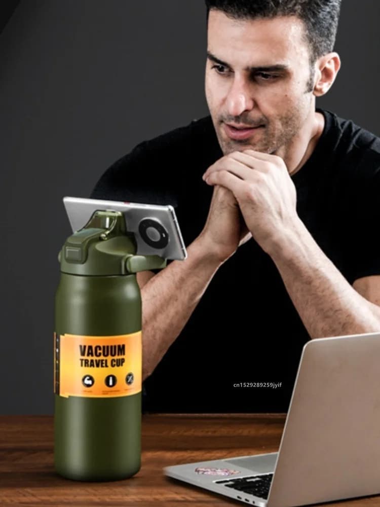 Thermos sportivo grande con cannuccia 0.8-1.5L