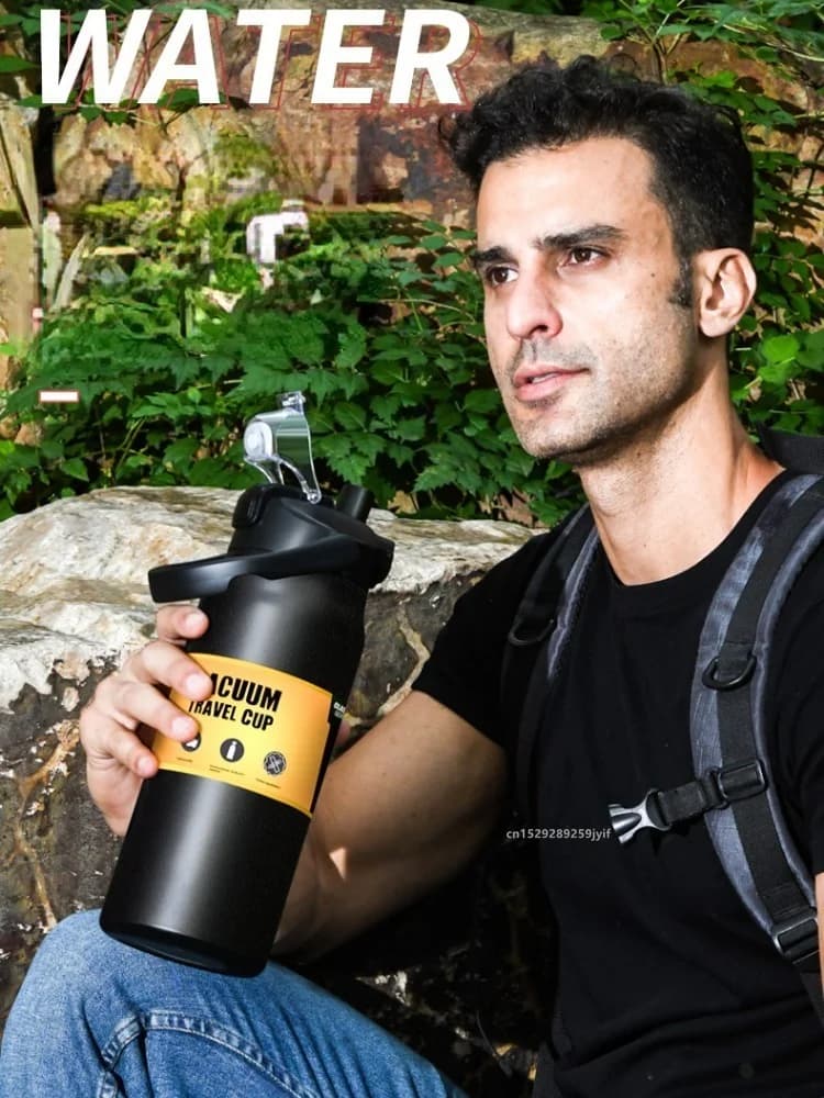 Thermos sportivo grande con cannuccia 0.8-1.5L